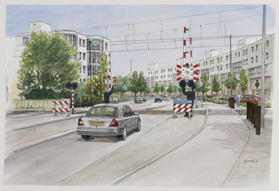 28276 Gezicht op de spoorwegovergang in de Aartsbisschop Romerostraat te Utrecht, vanaf de Kapteynlaan.